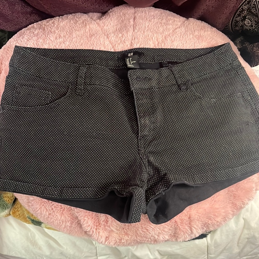 H&M cuffed shorts